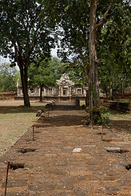 29-Prasat Sdok Kok Thom (2013)-003